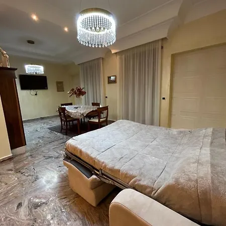 Pineta Apartament Neapol